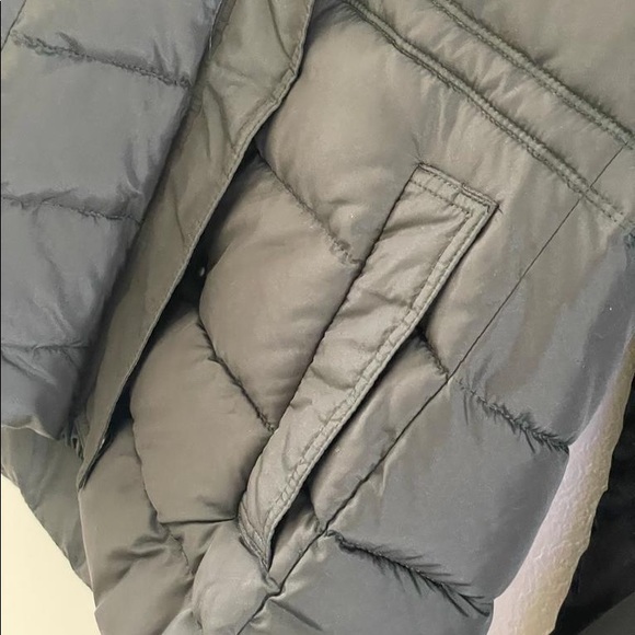 Gap Black Puffer Winter Coat with Hood Small - Picture 5 of 8